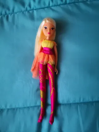 Lotto 4 bambole Winx Club con ali