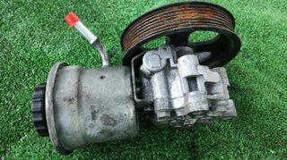 Toyota 179858 bomba de dirección corolla verso r1