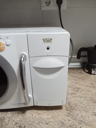 Microondas LG Grill con Tostador