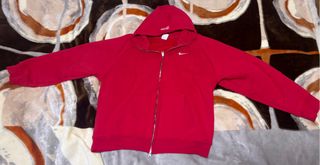 Chaqueta Nike x Supreme Roja