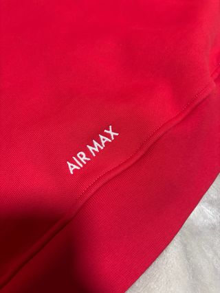 Chaqueta Nike x Supreme Roja