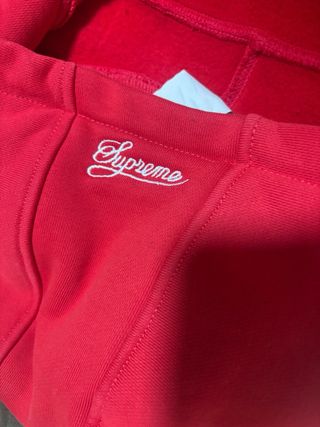 Chaqueta Nike x Supreme Roja