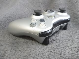 Mando Xbox 360 plateado
