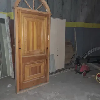 Puerta madera maciza castellana