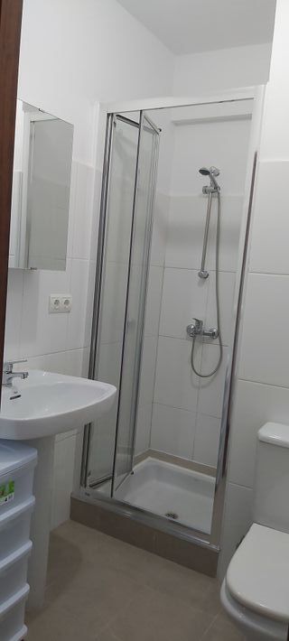 ALQUILER HABITACION EN PISO COMPARTIDO