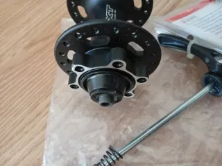 Buje Delantero Shimano Deore XT HB-M756