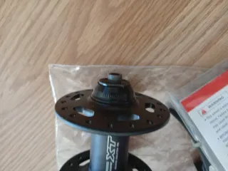 Buje Delantero Shimano Deore XT HB-M756