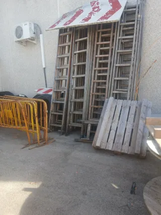 Escaleras de madera telescópicas