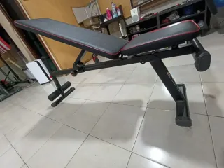 Banco de abdominales y musculación