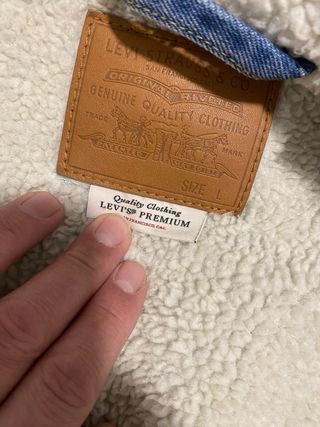 Cazadora Levis Borrego Azul