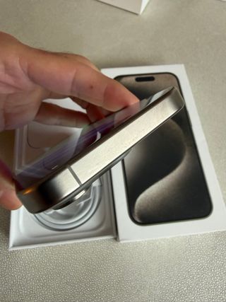 iPhone 15 Pro Nuevo a estrenar