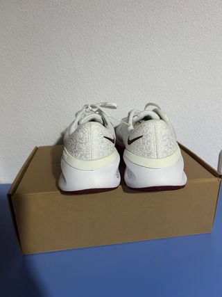 Nike Versair Talla 43 Sin Estrenar