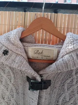 Chaqueta punto Bershka borreguito Talla M