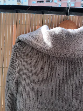 Chaqueta punto Bershka borreguito Talla M