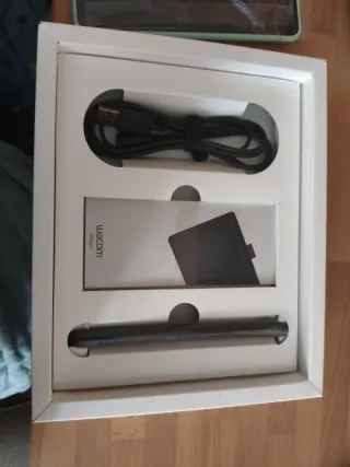 Tableta Gráfica Wacom Intuos Bluetooth