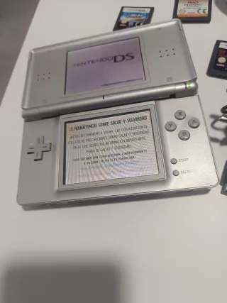 Nintendo DS Lite para piezas o reparar