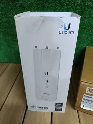 Ubiquiti AirFiber 3X Router de Red