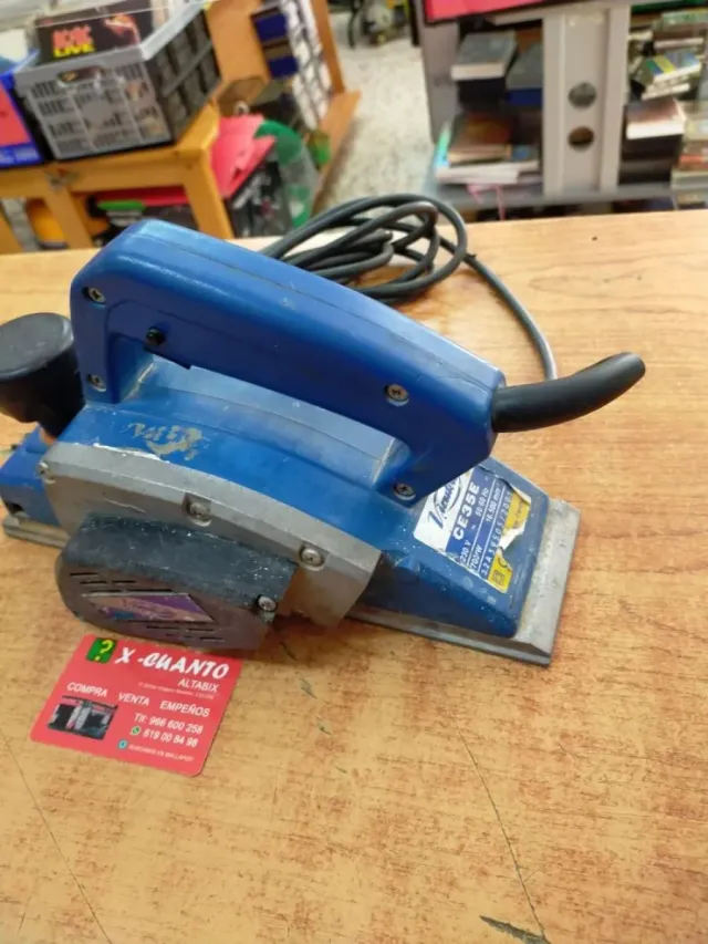 CEPILLO ELÉCTRICO VIRUTEX CE35E 700W