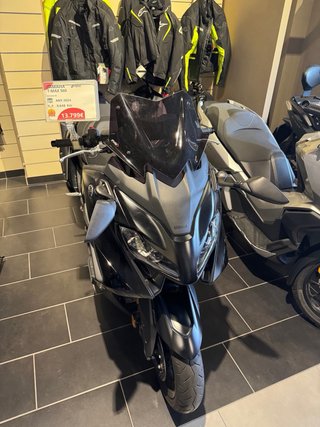 Yamaha Tmax Tech 560 2024