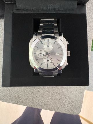 Reloj Guess Hombre Acero Plateado