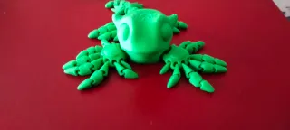 Dragón articulado verde