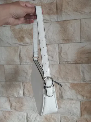 Bolso baguette blanco Stradivarius