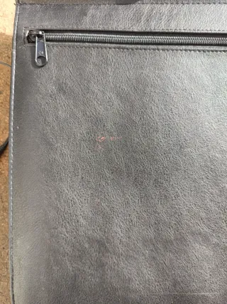 Maletín ejecutivo cuero negro Telefonica