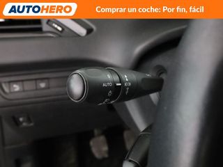 Peugeot 208 1.2 PureTech Signature