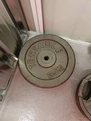 Gimnasio multifunción con pesas Completo.
