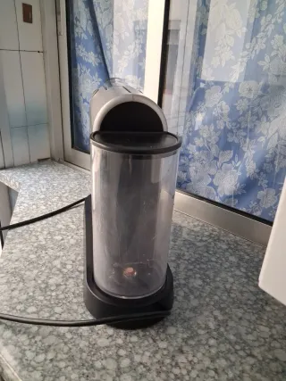 Cafetera Nespresso Krups Gris