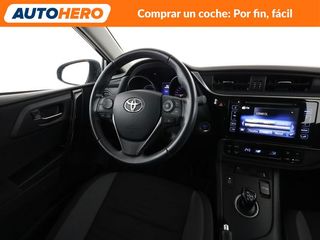 Toyota Auris 1.8 Hybrid Business