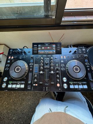 Controlador DJ Pioneer DJ xdj rx
