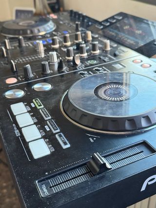 Controlador DJ Pioneer DJ xdj rx