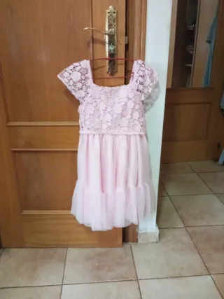 Vestidos de niña rosas y blancos talla 5-6 y 7-8