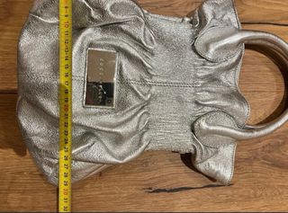 Borsa Coccinelle fiocco argento