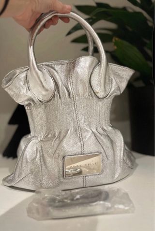 Borsa Coccinelle fiocco argento