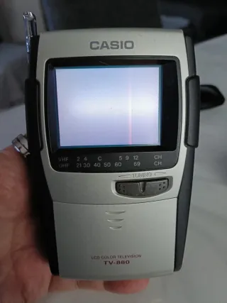 Mini TV Casio TV-880 LCD Color
