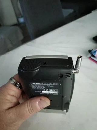 Mini TV Casio TV-880 LCD Color