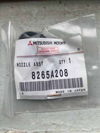 Propulsor agua Mitsubishi Pajero