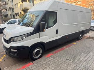 IVECO DAILY 2021 3000 cc automatico