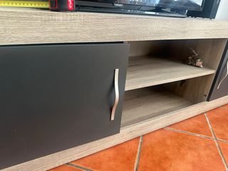 Mueble TV madera y metal