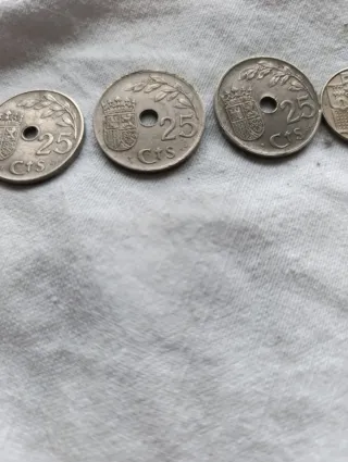 Lote 8 monedas españolas 1925-1963