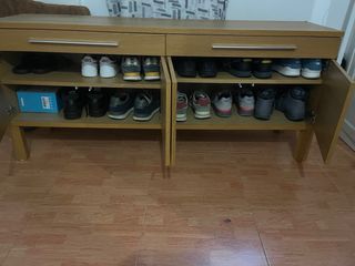 Mueble aparador de madera