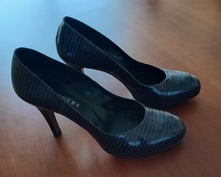 Zapatos de tacón Latouche azul marino T.39