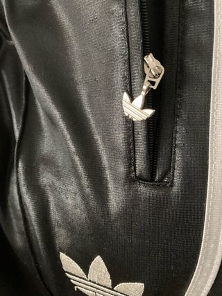 Chándal Adidas Chile 62 Negro y Plateado