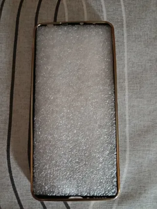 Funda Xiaomi Redmi Note 14 5G Negra Dorada