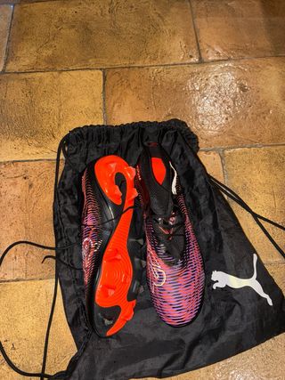 Scarpe calcio Puma viola/rosse