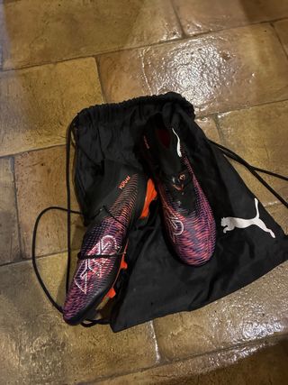 Scarpe calcio Puma viola/rosse