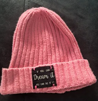 Gorro Zara rosa de niña