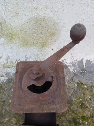 Molinillo de café ETNA antiguo